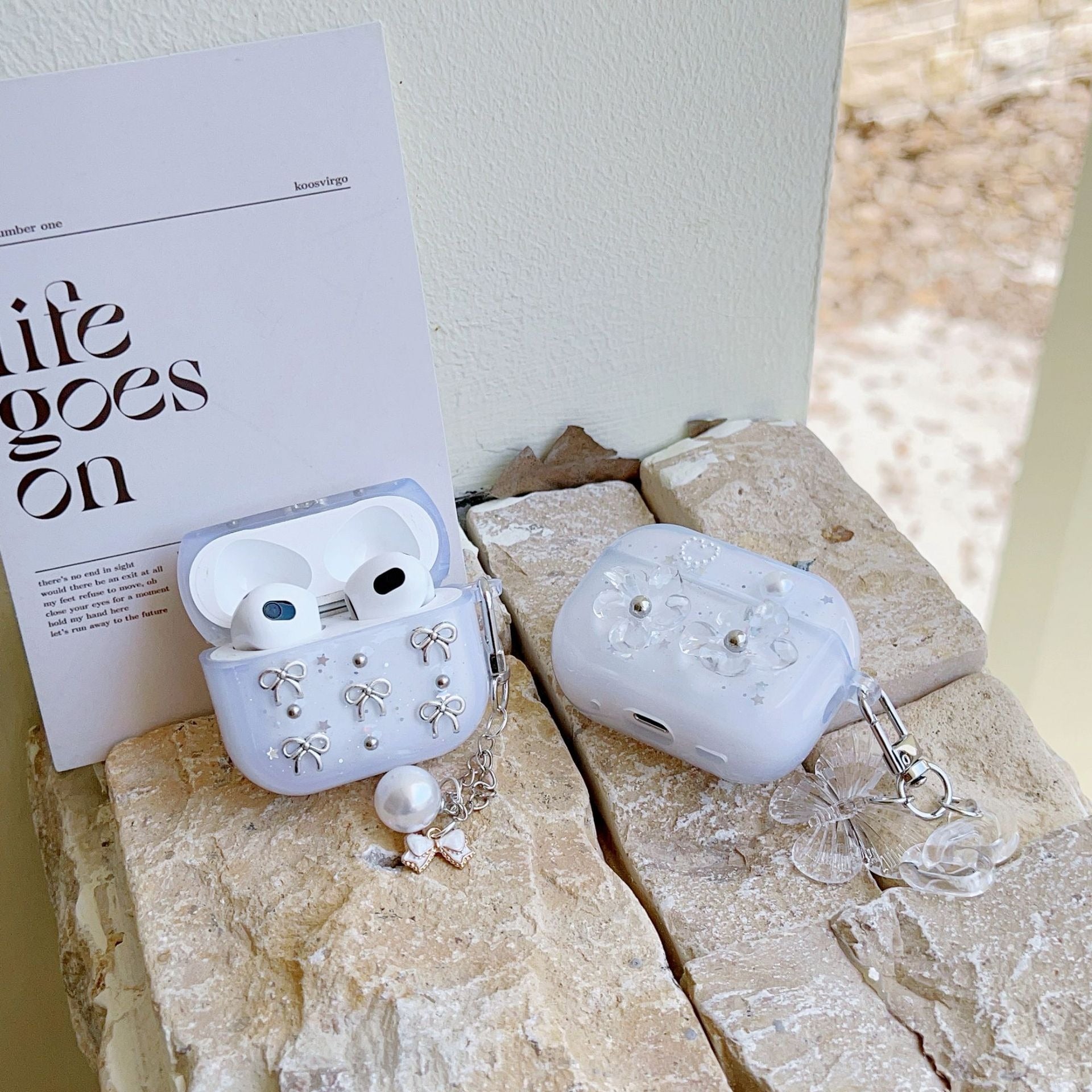 3D Glitter Silver Bow Transparent Airpod Case With Hanging