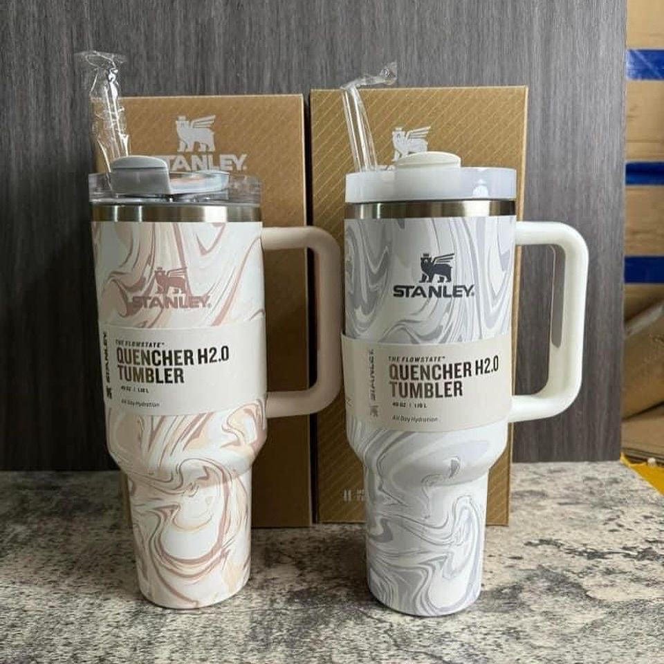 The Quencher H2.0 Tumbler 40 OZ With Lid & Straw (Rose Quartz Swirl)