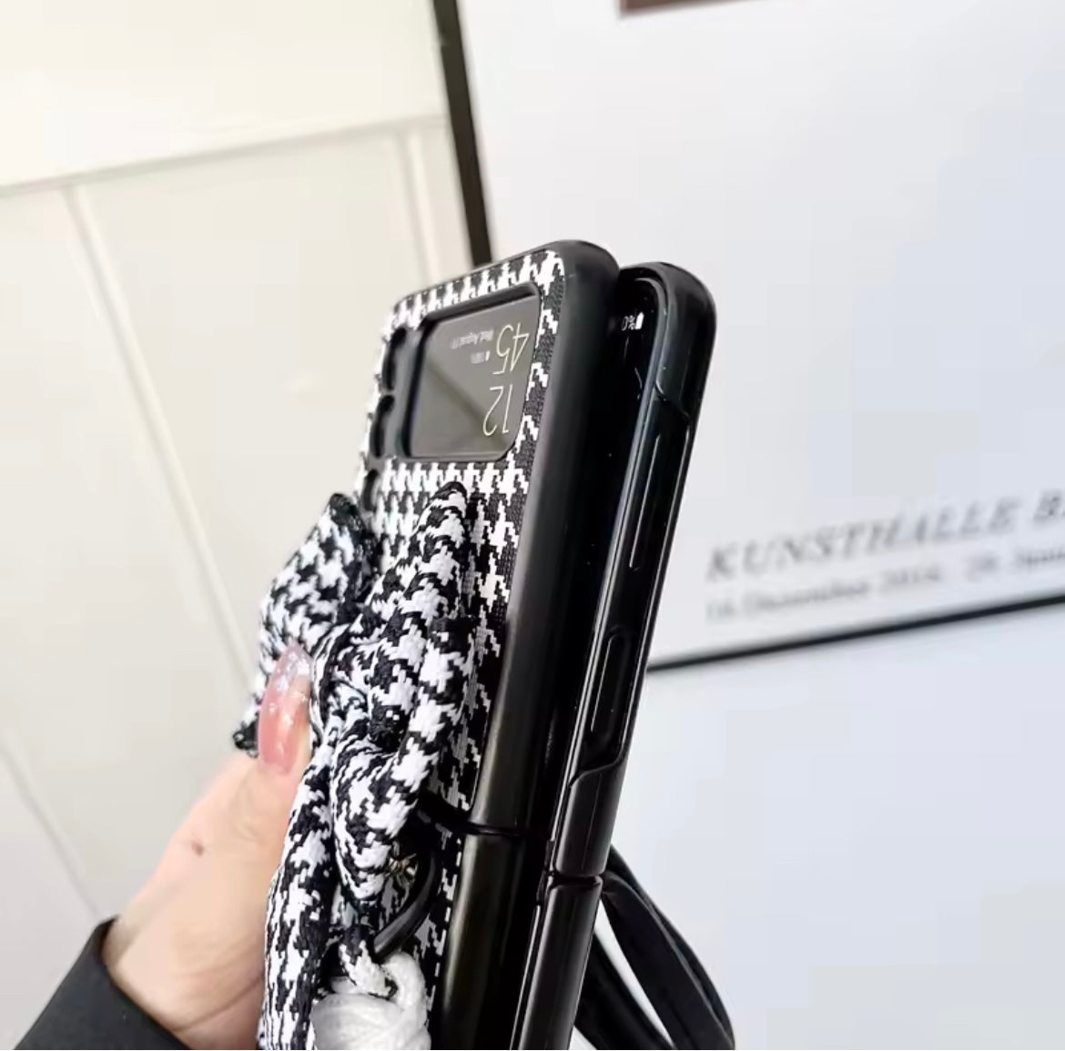 Luxury 3D Bow Floral Camellia Fabric Houndstooth Pattern Lanyard Handbag Samsung Z Flip Case
