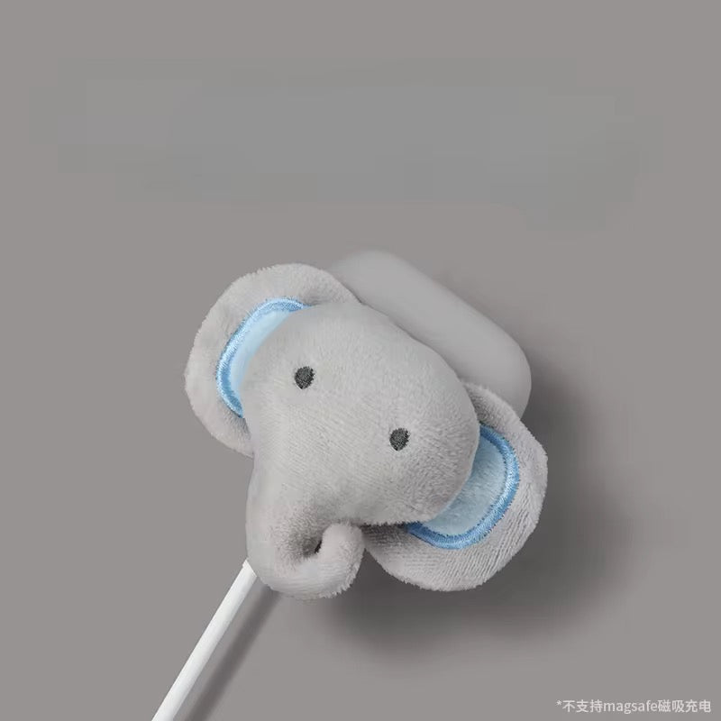 3D Gray Elephant Plush Fur Fabric Airpod Case With Hanging