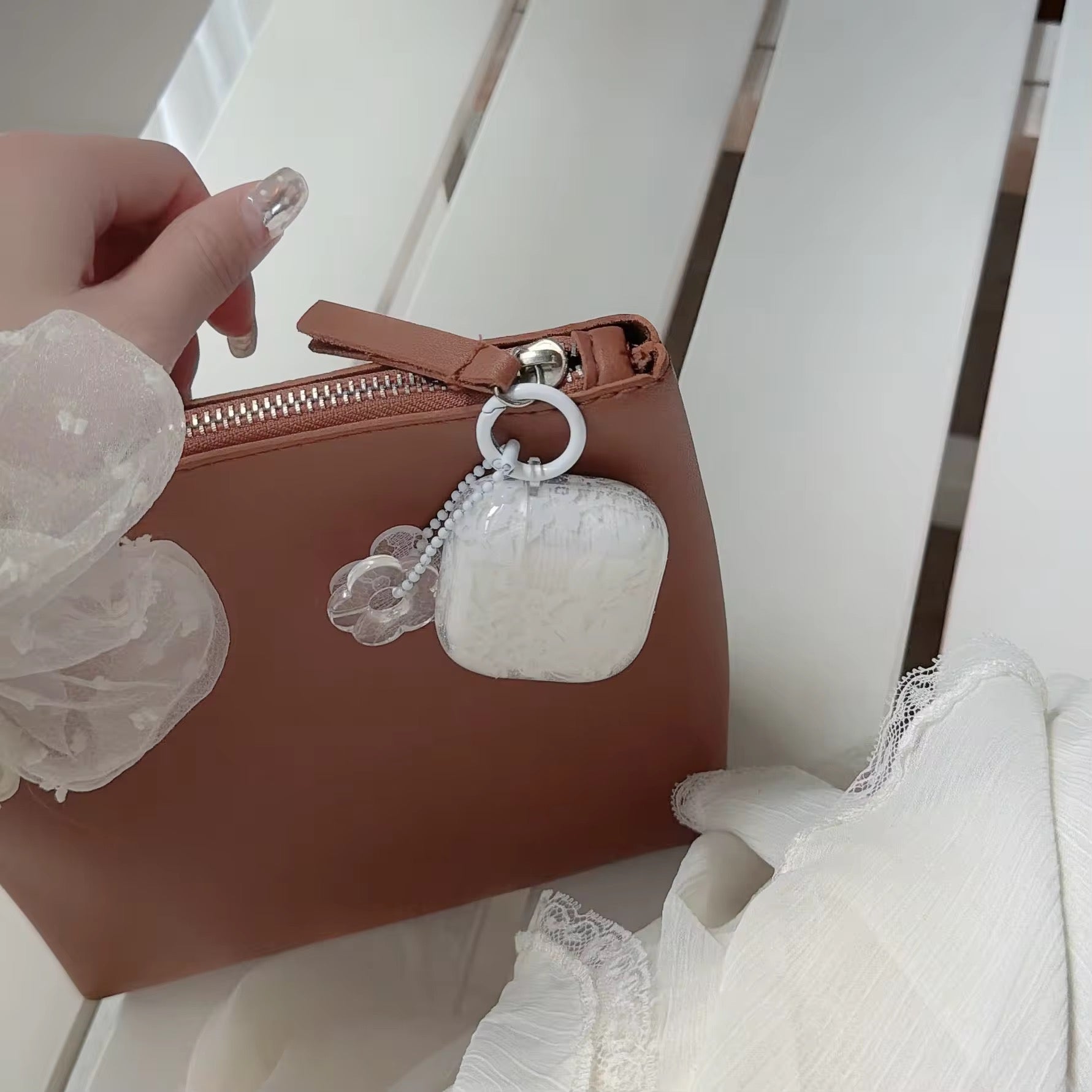 Luxury Lace Airpod Pre-Order Case With Ring