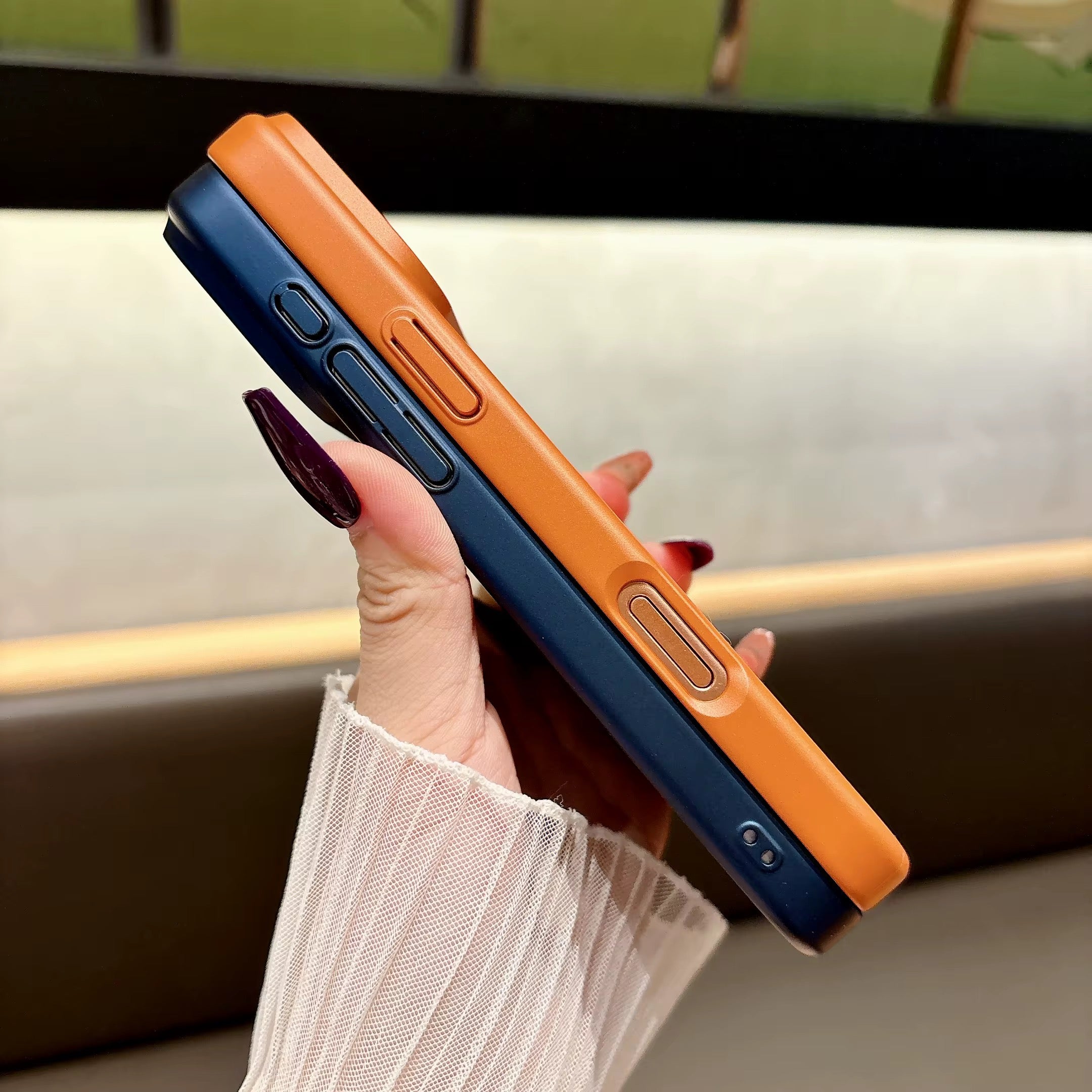 AG Glass 17 Series Look Magsafe Pre-Order iPhone Cases