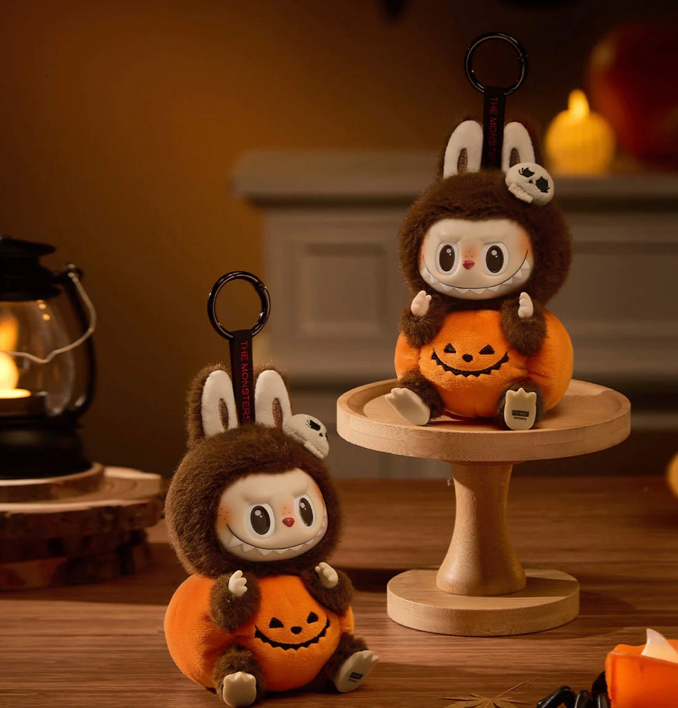 CUTE MONSTER Happy Halloween Party Series-Sitting Pumpkin Vinyl Plush Pendant  Pre-Order Collectible Toy (Pack Of 1)