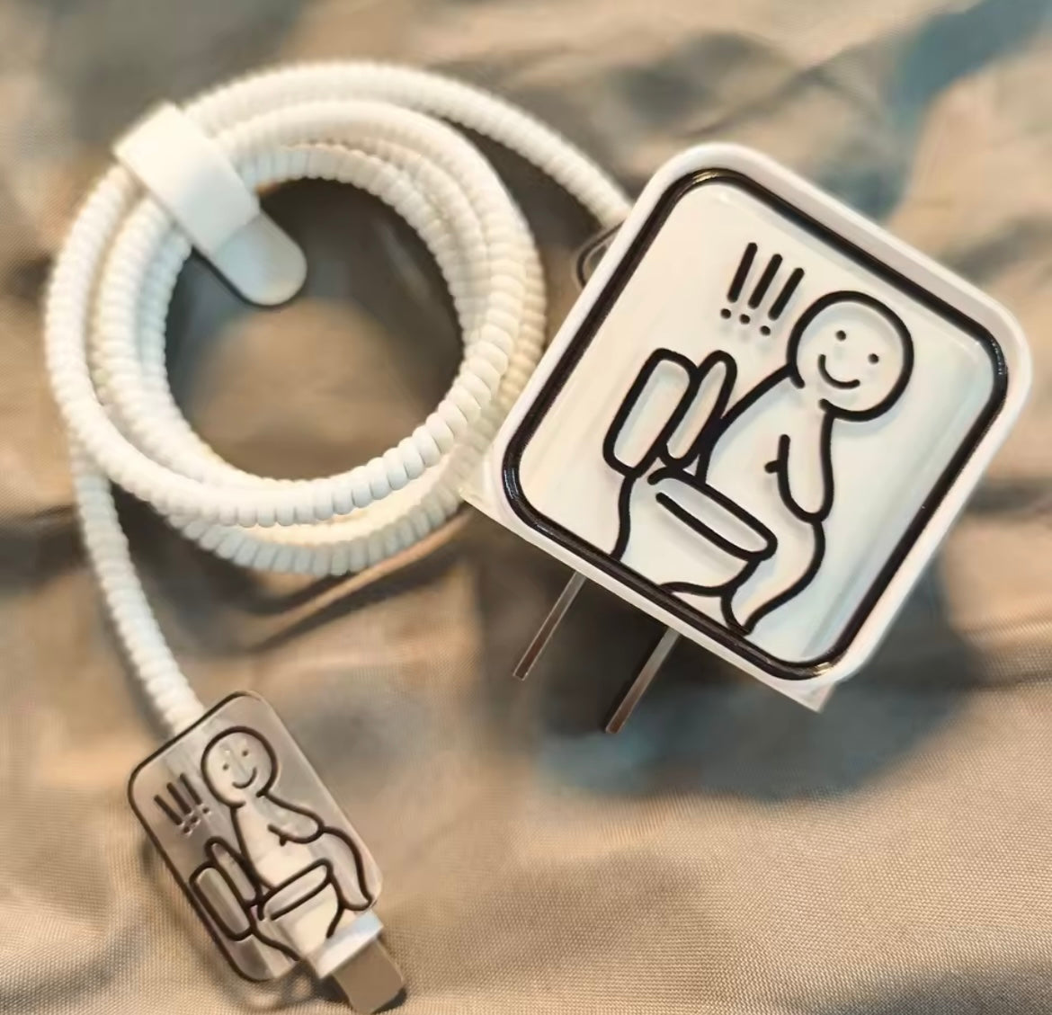 Trendy Toilet Seat Transparent Adapter Charger Cable Wire Protector Set