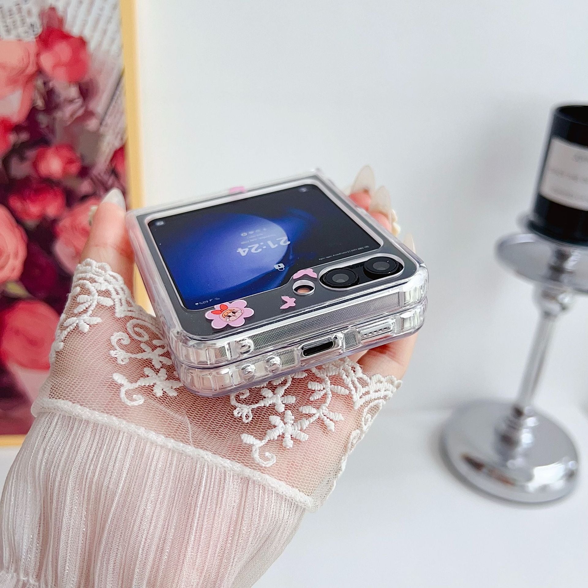 Powerpuff Girls Magsafe Transparent Samsung Z Flip Case With Round Bracelet Lanyard