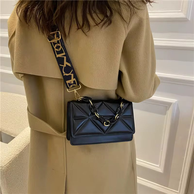 Quilted Chain Shoulder Bag