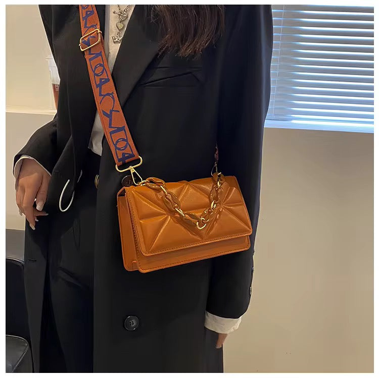 Quilted Chain Shoulder Bag