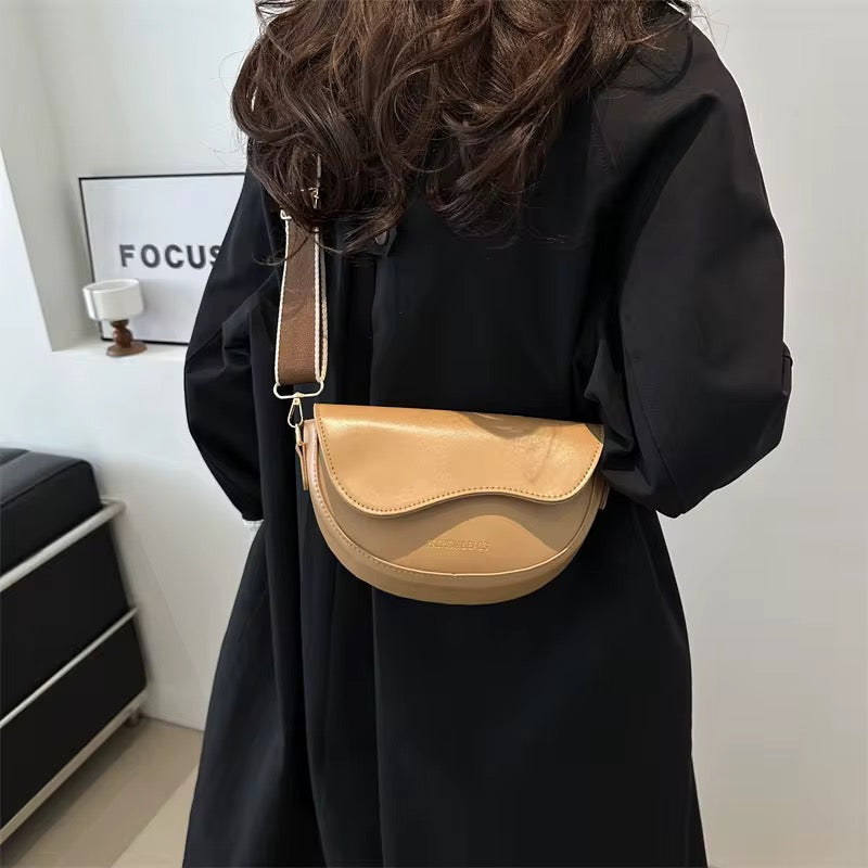 Minimalist Curve Brown Crossbody Bag