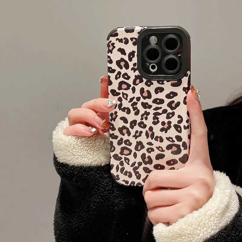 White Leopard Textured Soft Case