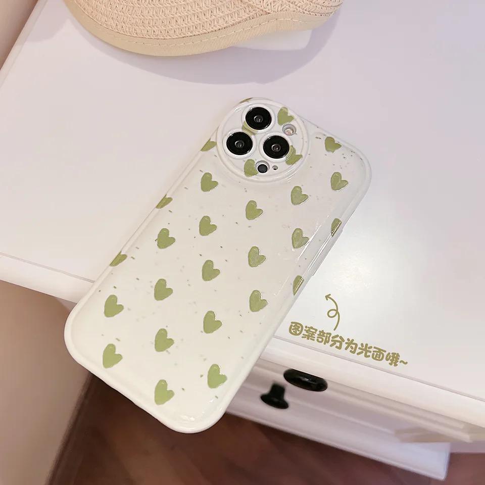 Cute Green Hearts Round Camera iPhone Silicone Case