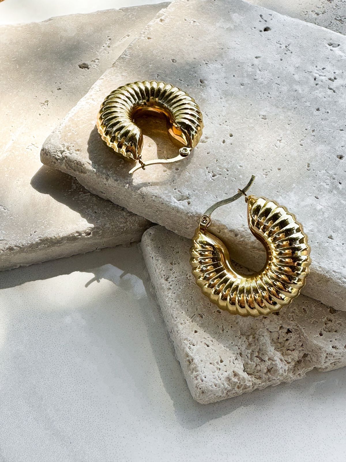 Hana Tube Hoops Earring