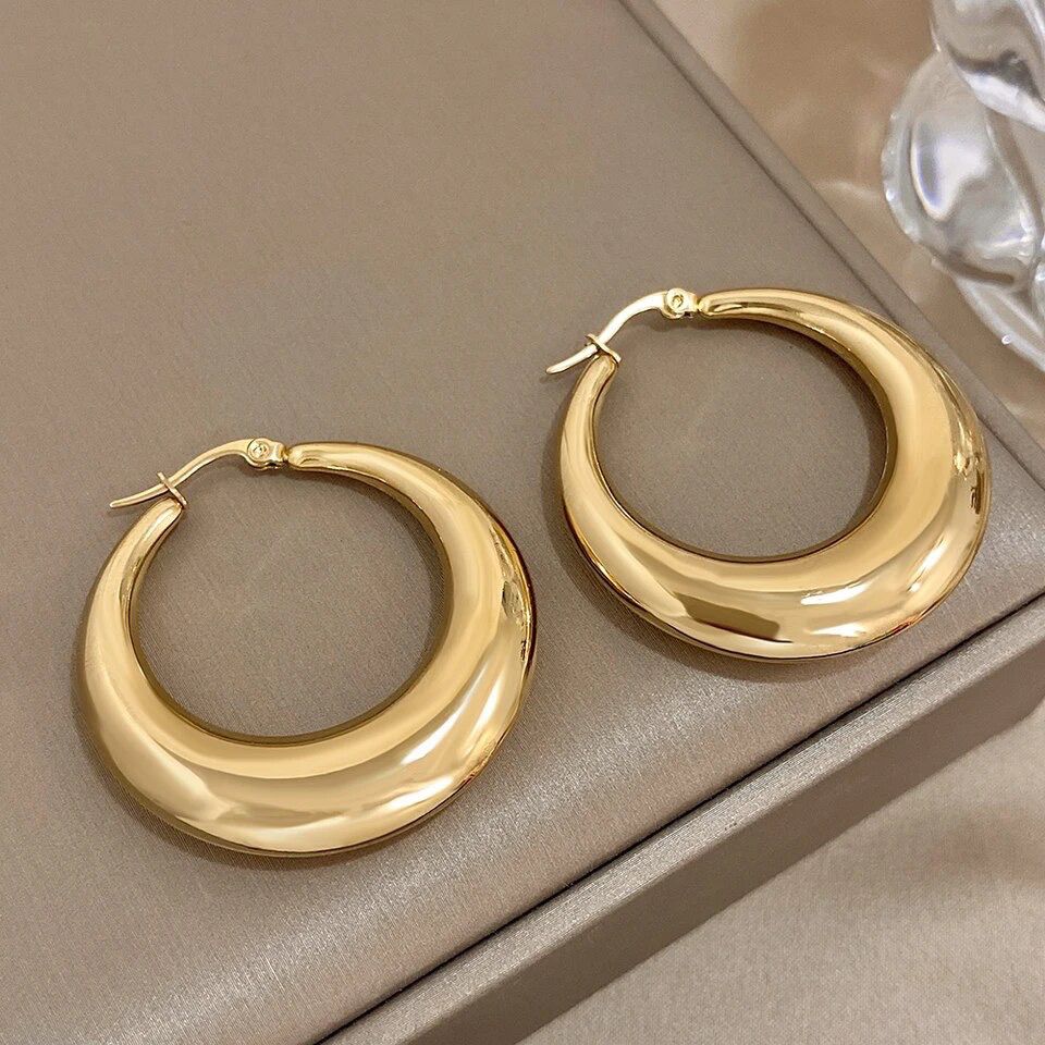 Vintage Classic Hoop Earring