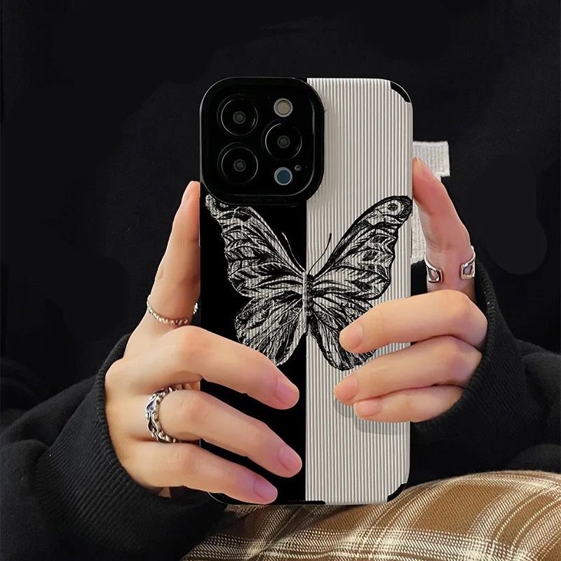 Samsung B/W Butterfly Textured Silicone Case