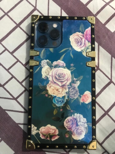 Square Floral Luxury Case With Pop Socket photo review